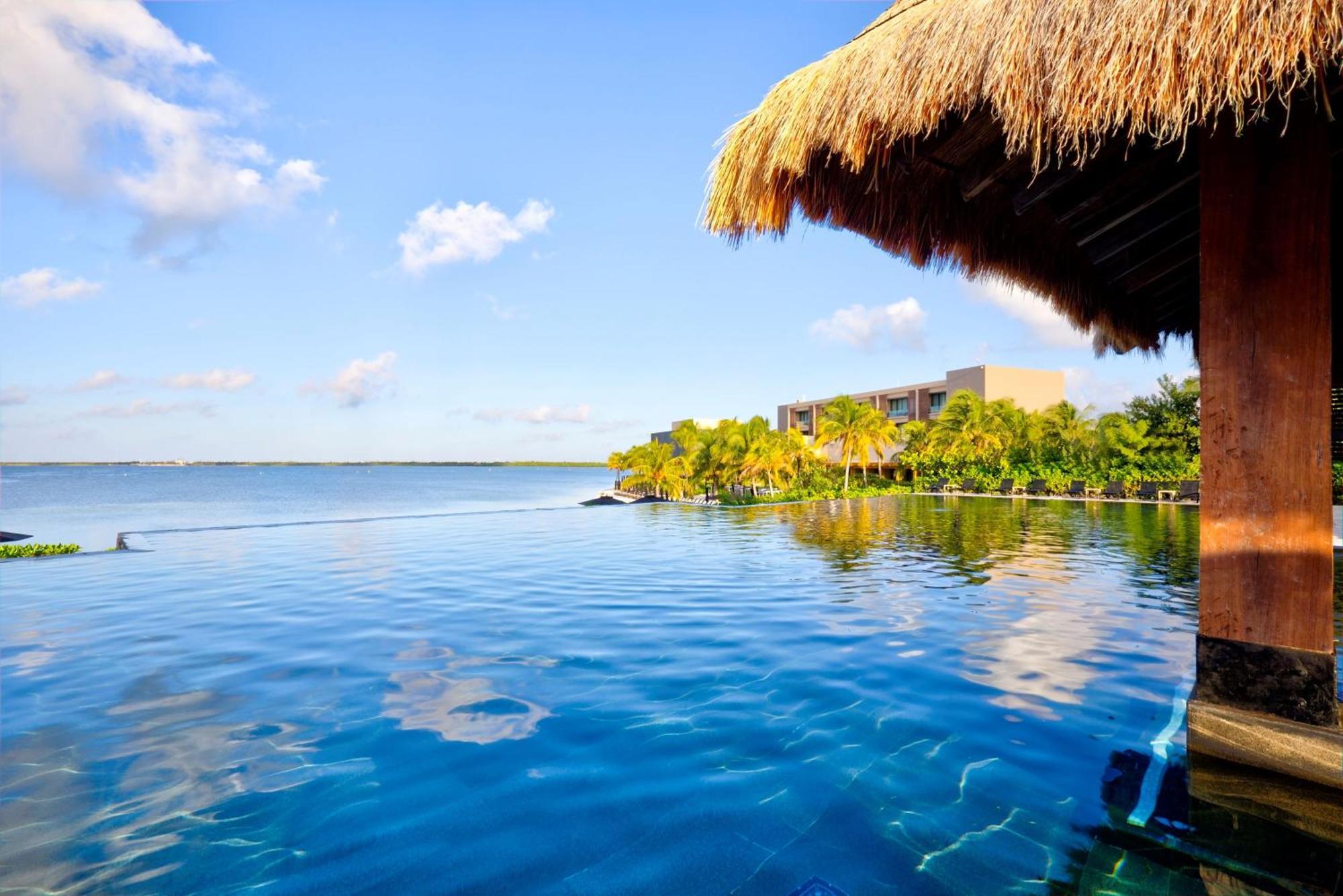 Nizuc Resort & Spa Cancun Exterior photo